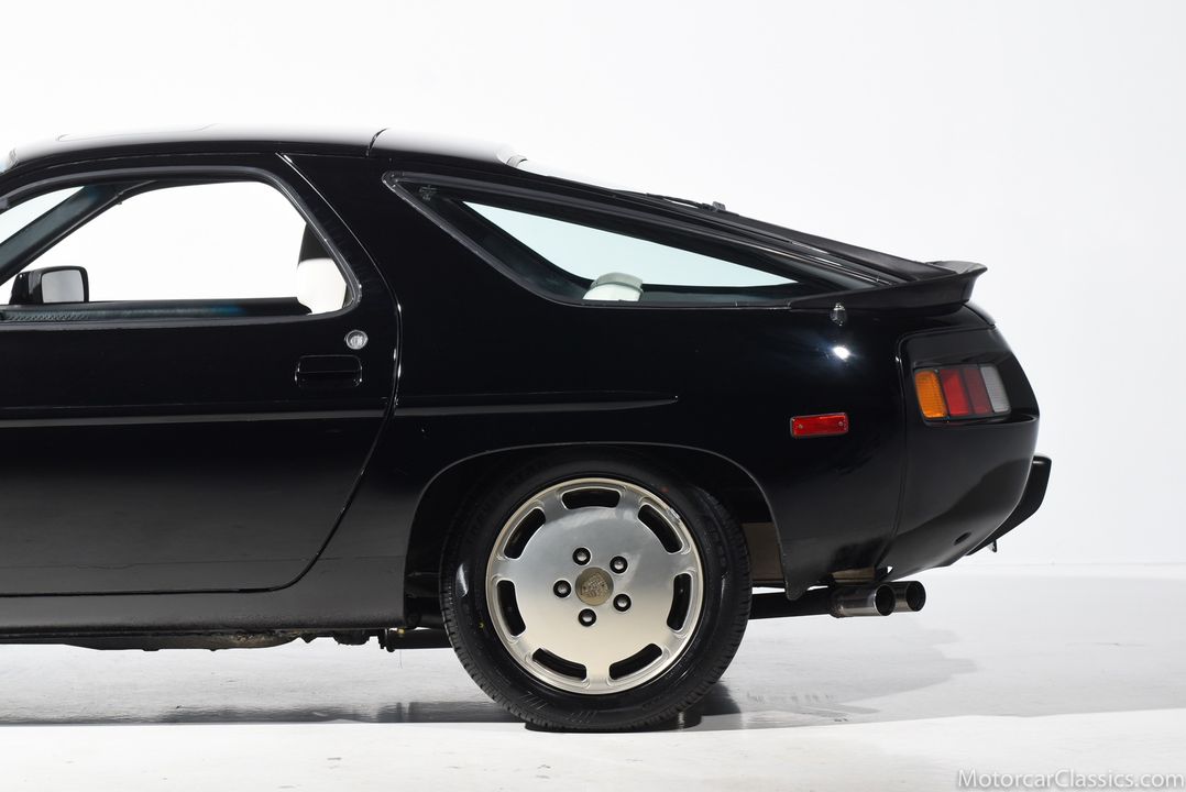 1983 Porsche 928