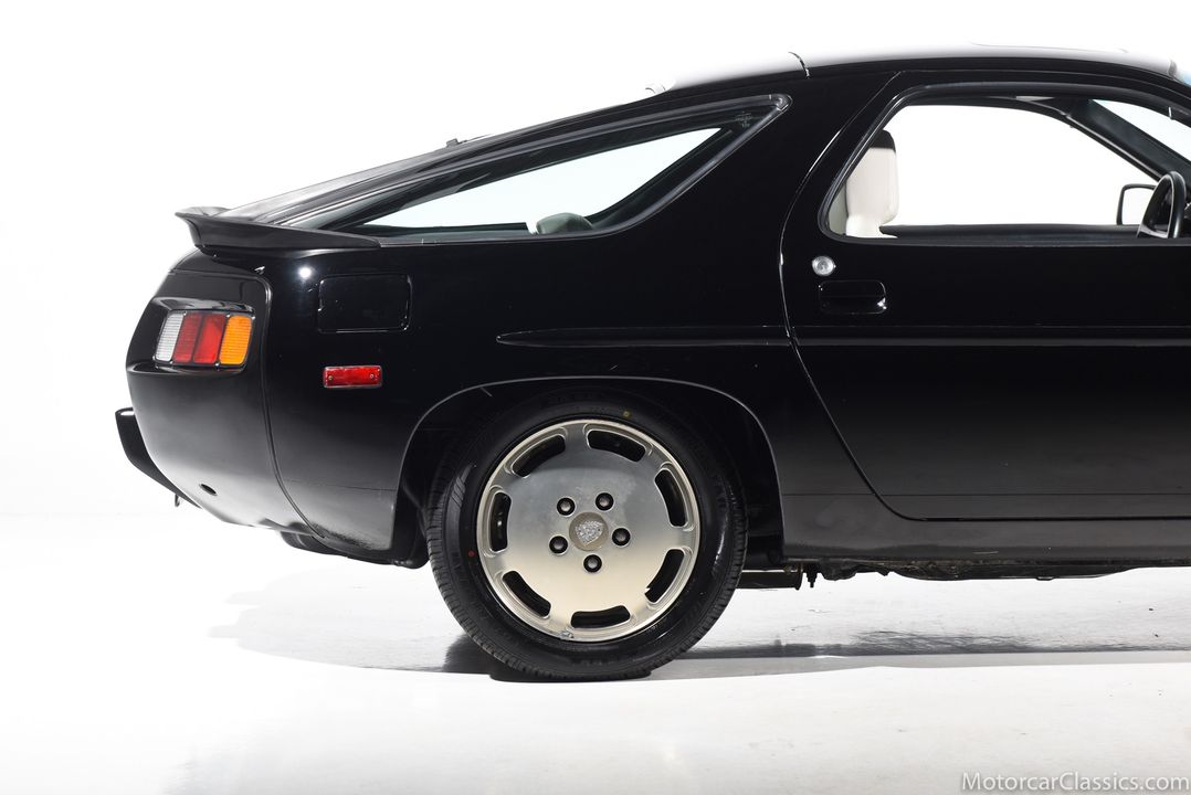 1983 Porsche 928