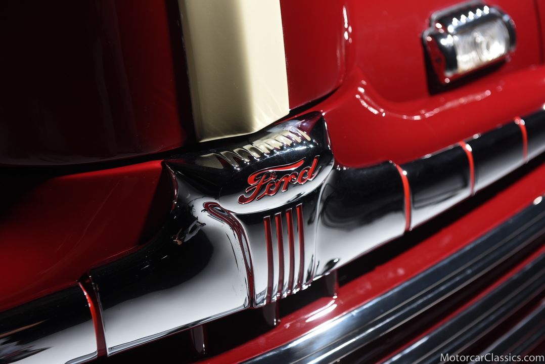 1946 Ford Super Deluxe