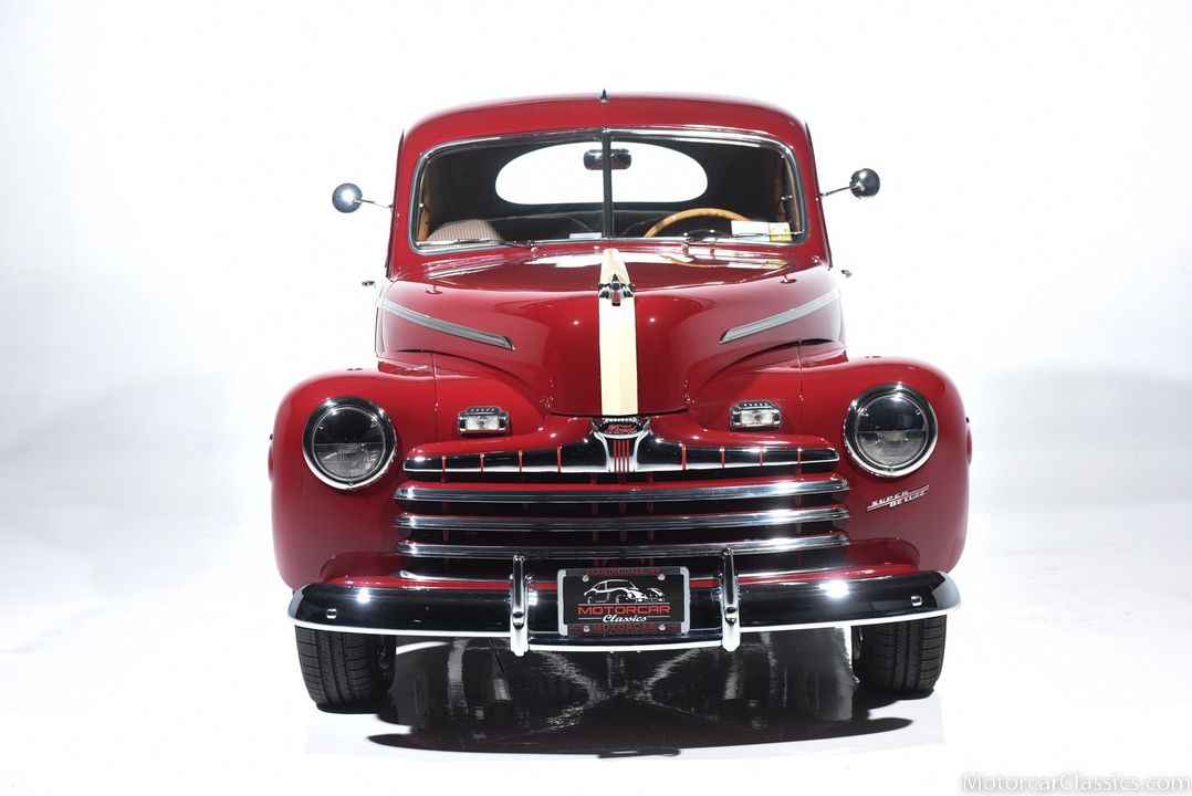 1946 Ford Super Deluxe