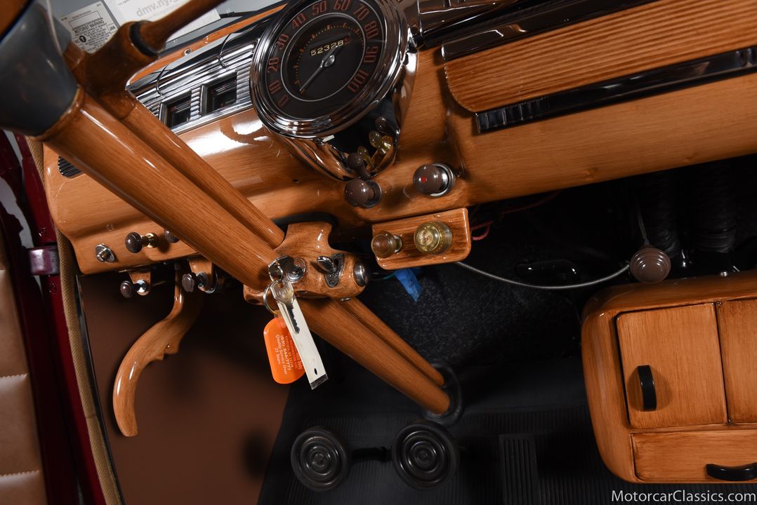 1946 Ford Super Deluxe