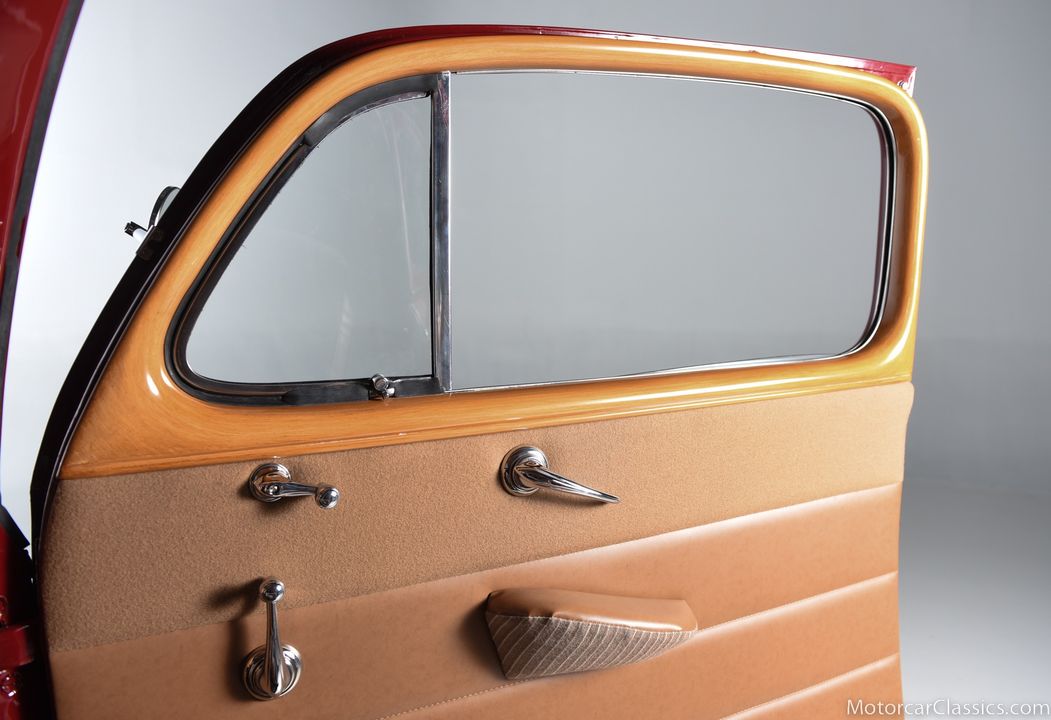 1946 Ford Super Deluxe