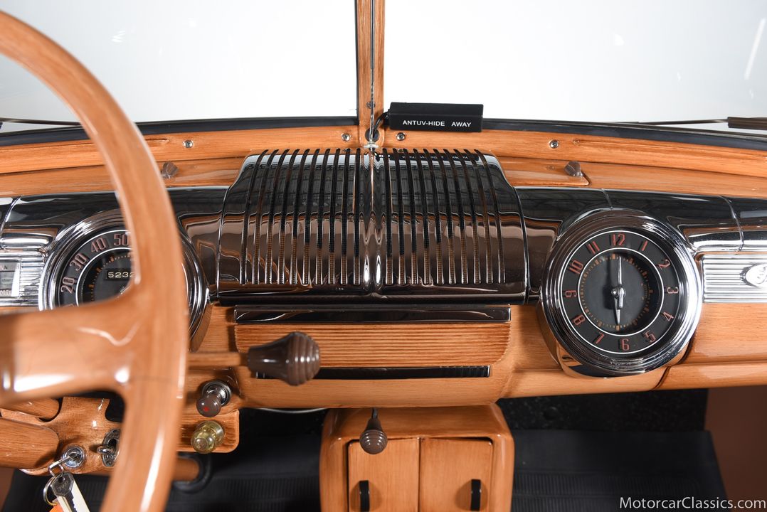 1946 Ford Super Deluxe