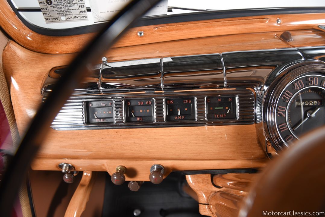 1946 Ford Super Deluxe