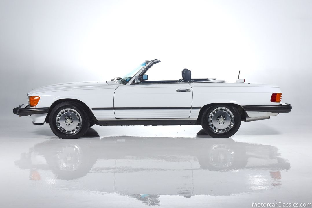 1986 Mercedes-Benz 560-Class