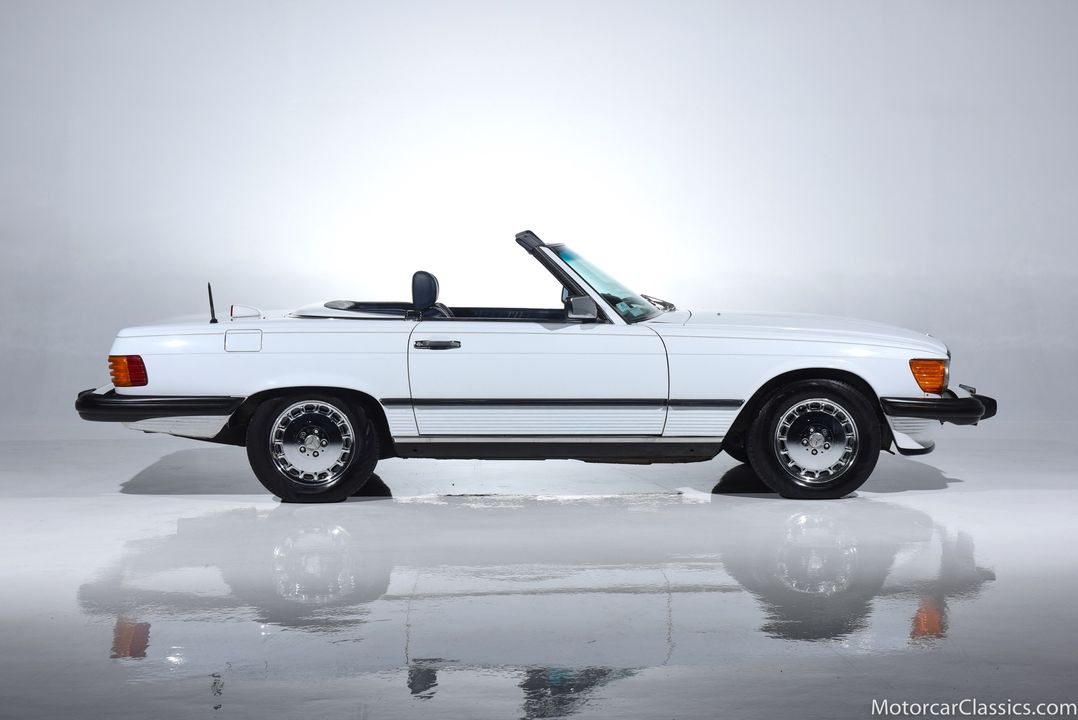 1986 Mercedes-Benz 560-Class