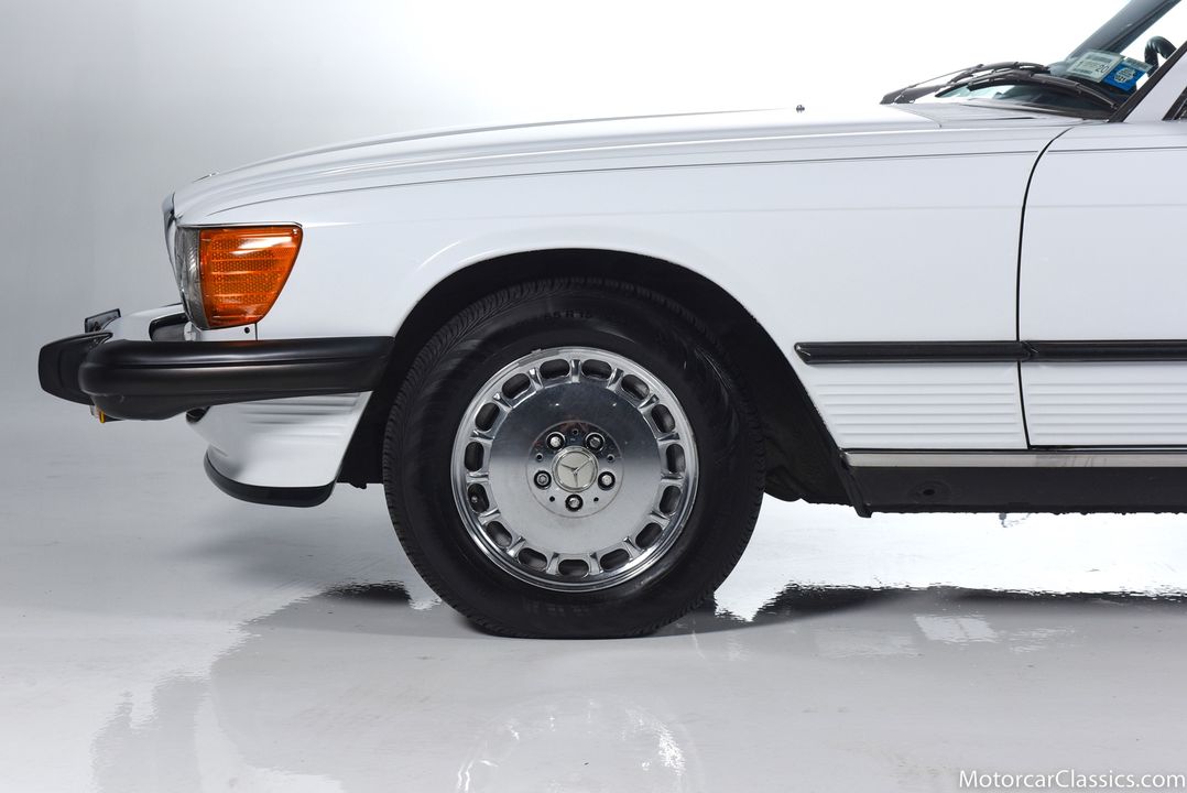 1986 Mercedes-Benz 560-Class