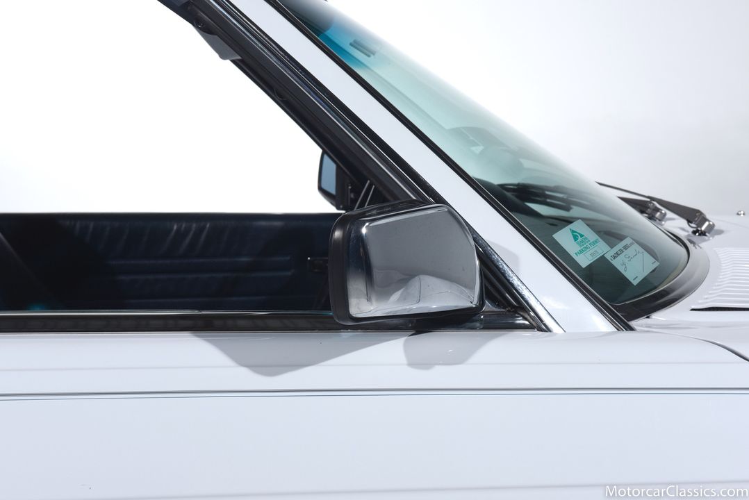 1986 Mercedes-Benz 560-Class