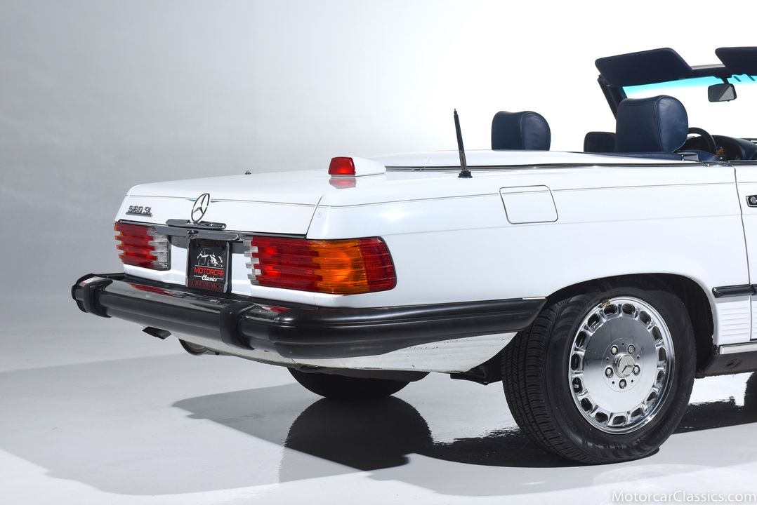 1986 Mercedes-Benz 560-Class
