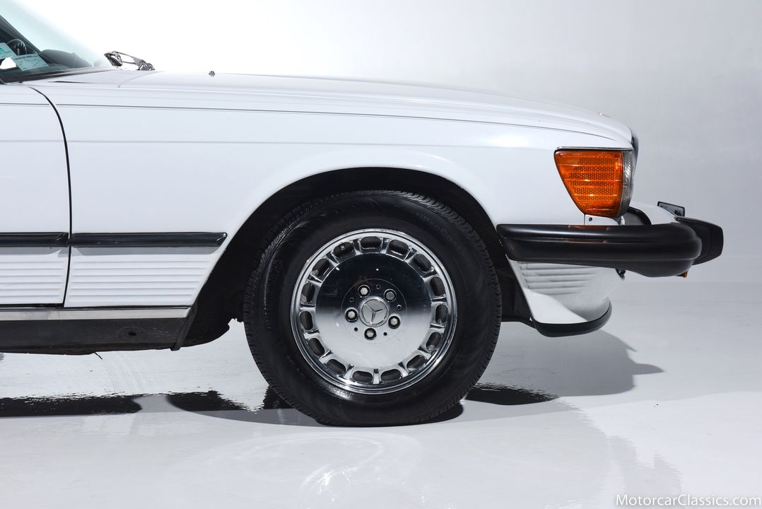 1986 Mercedes-Benz 560-Class