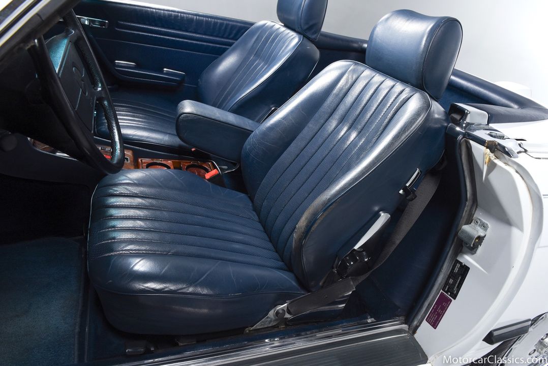 1986 Mercedes-Benz 560-Class