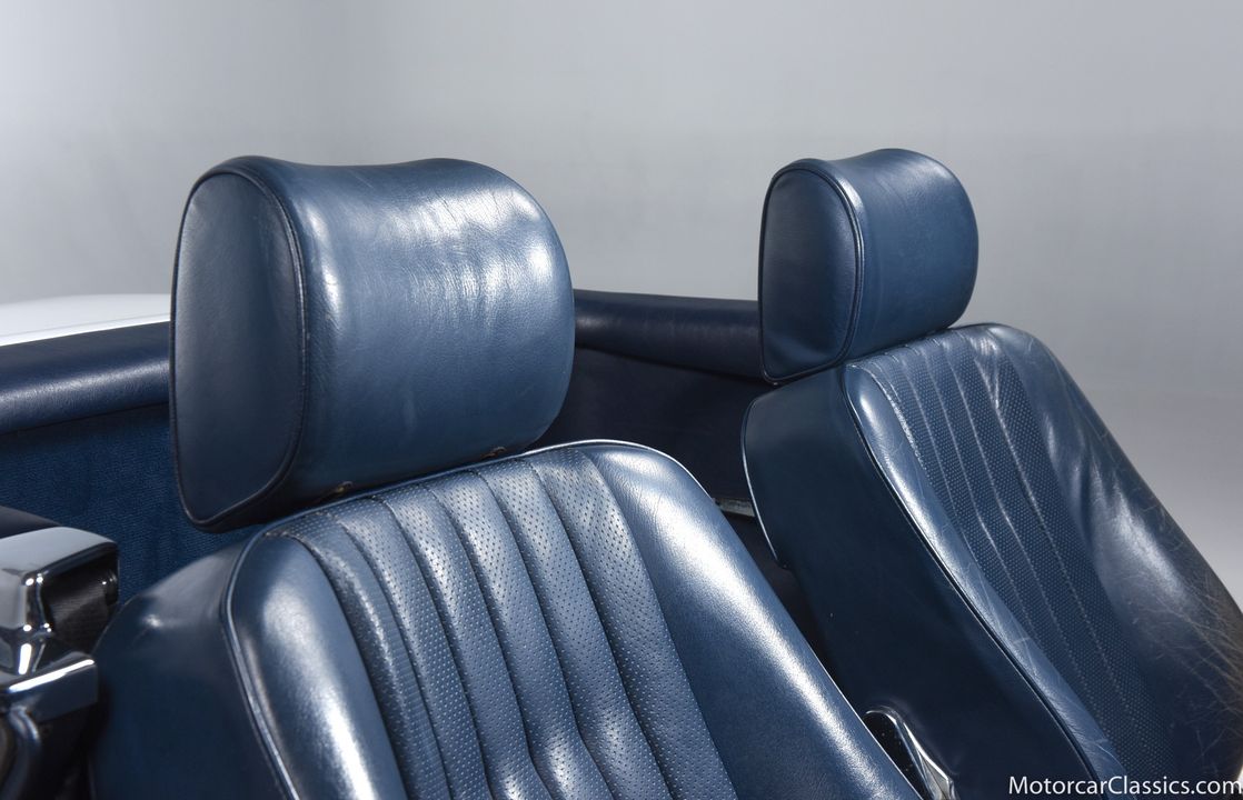 1986 Mercedes-Benz 560-Class