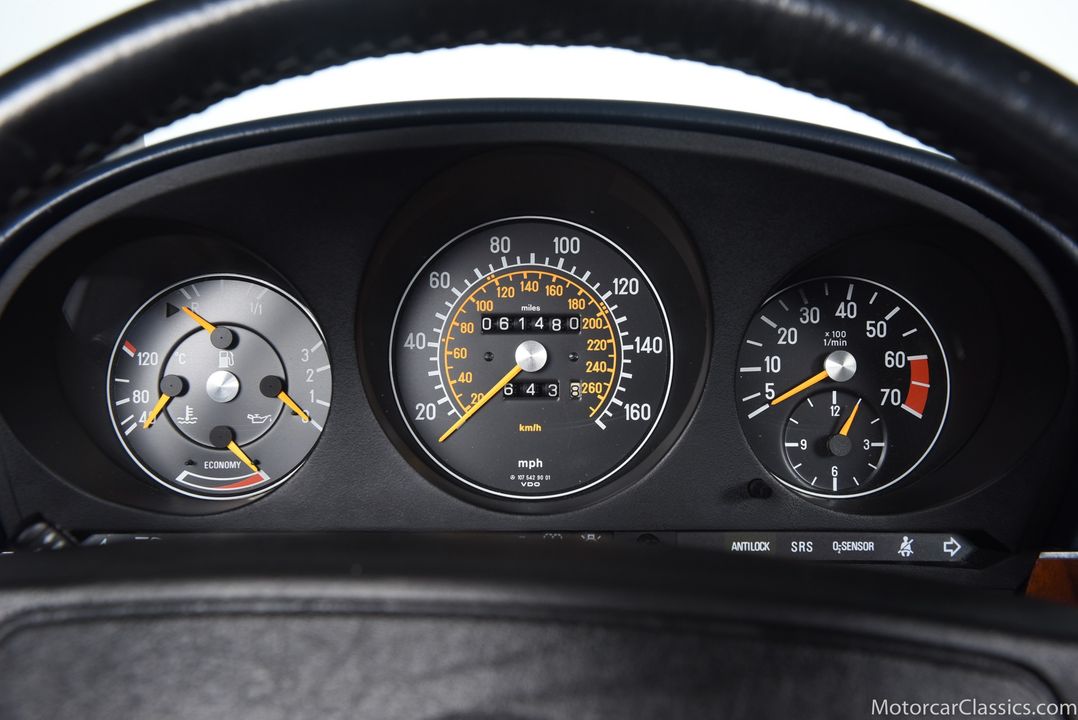1986 Mercedes-Benz 560-Class