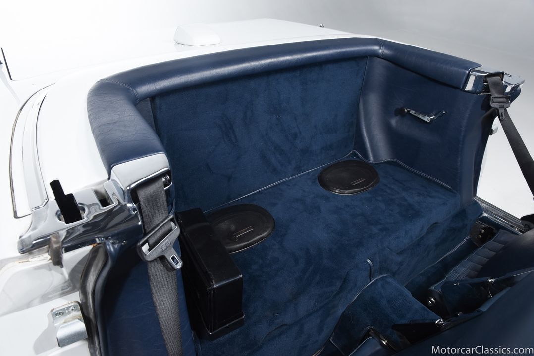 1986 Mercedes-Benz 560-Class