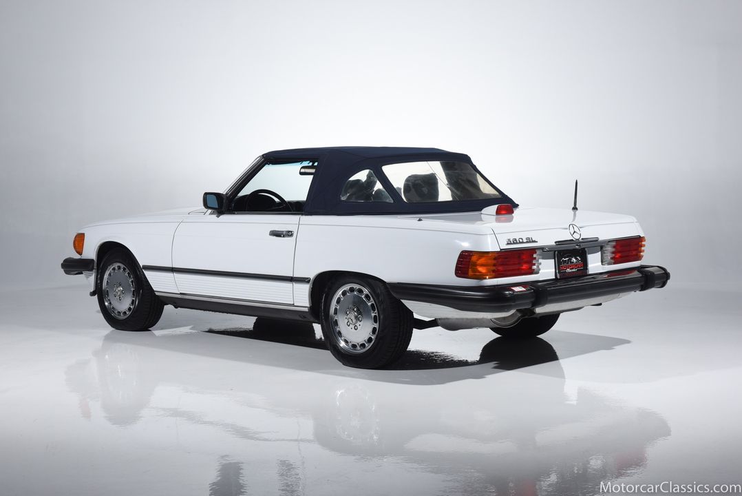 1986 Mercedes-Benz 560-Class
