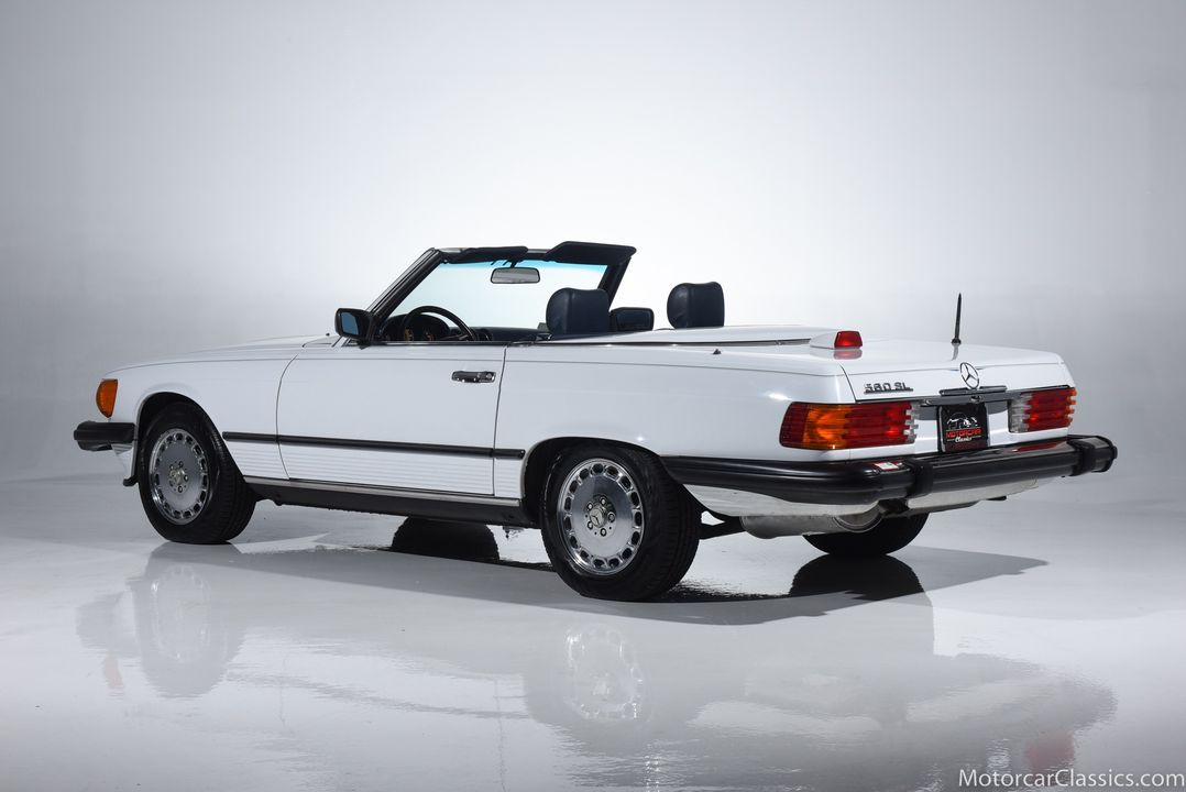 1986 Mercedes-Benz 560-Class