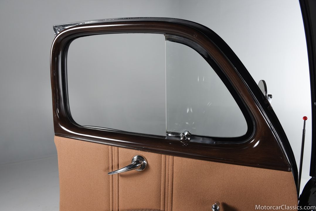 1941 Ford Super Deluxe