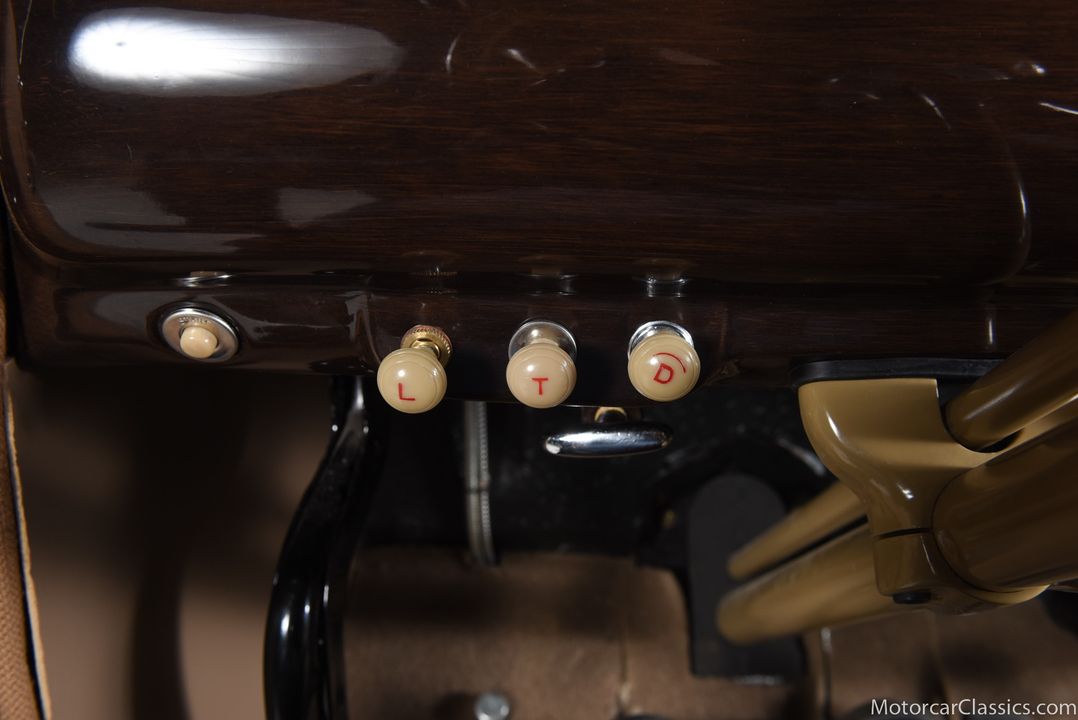 1941 Ford Super Deluxe