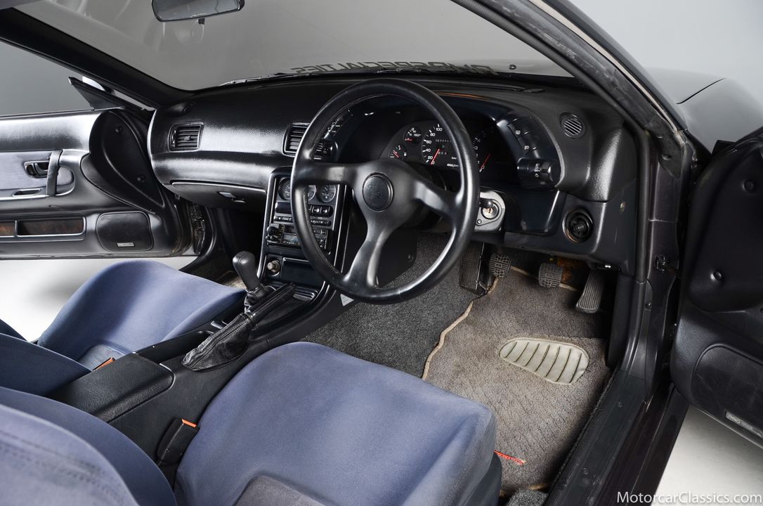 1990 Nissan Skyline