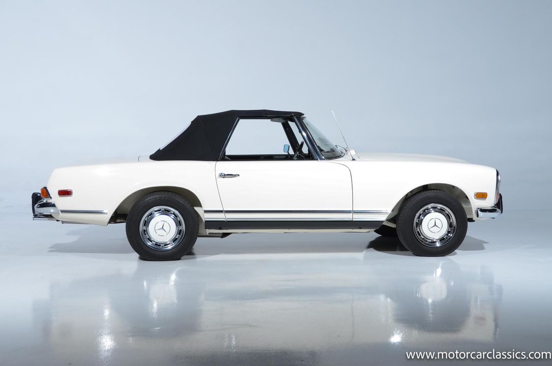 1970 Mercedes-Benz 280-Class
