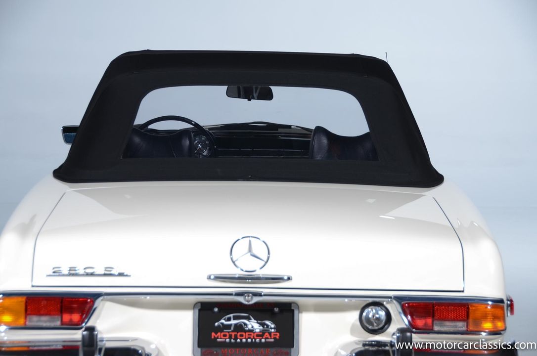 1970 Mercedes-Benz 280-Class