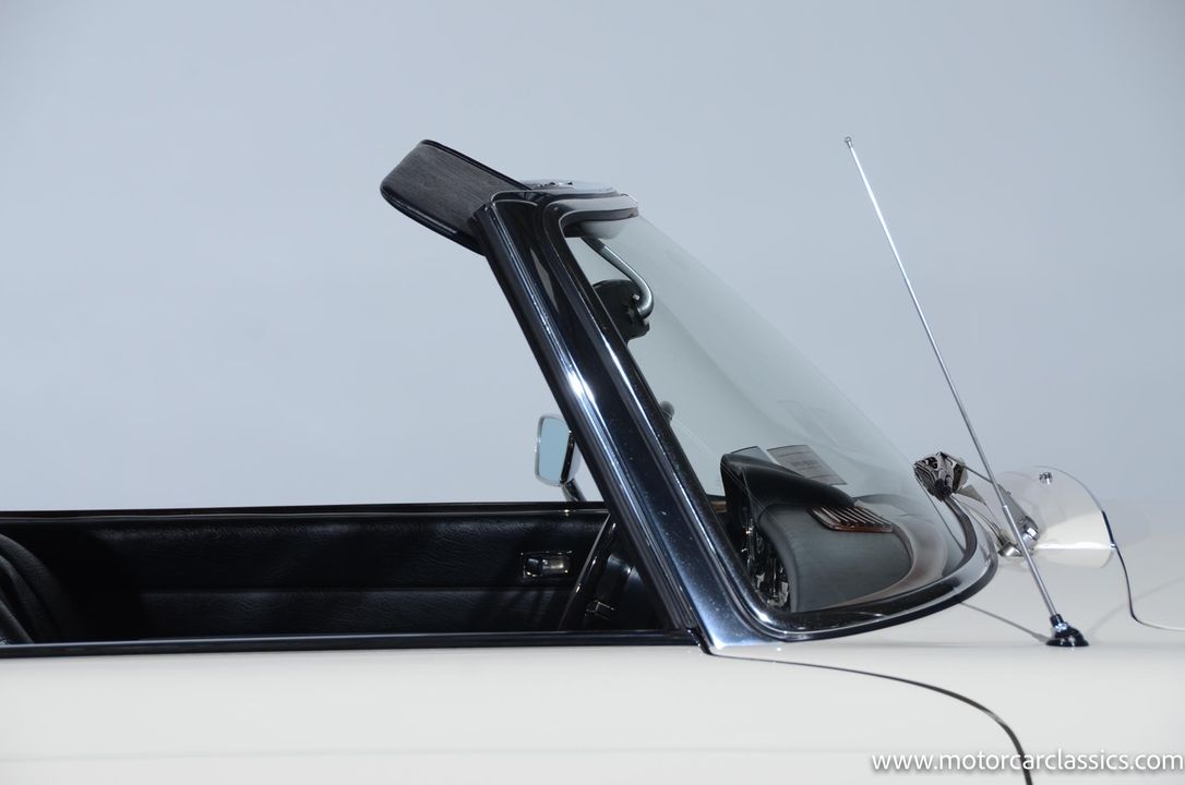 1970 Mercedes-Benz 280-Class