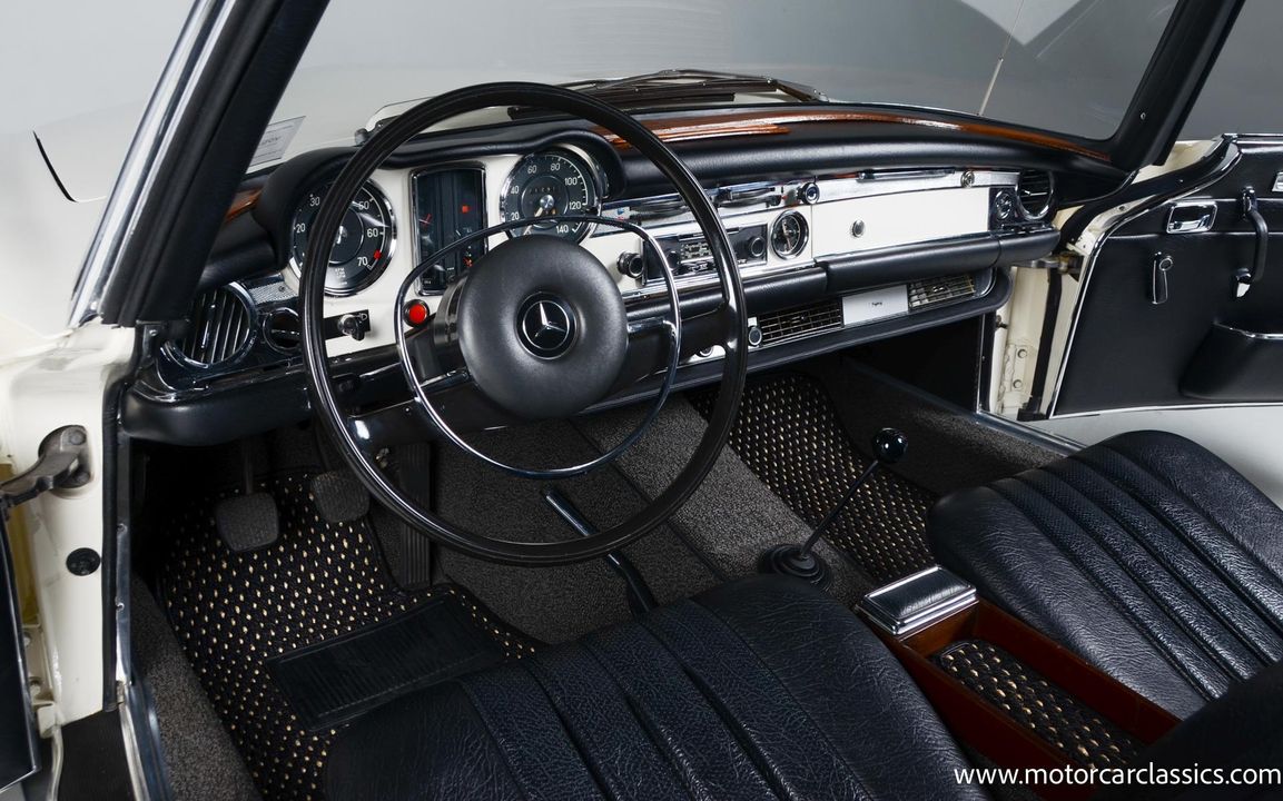 1970 Mercedes-Benz 280-Class