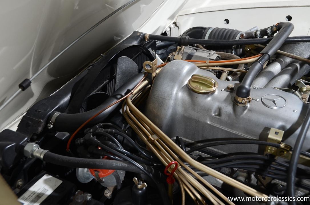 1970 Mercedes-Benz 280-Class
