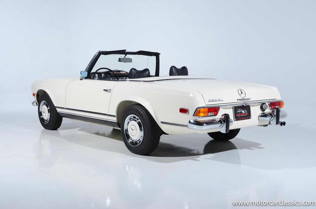 1970 Mercedes-Benz 280-Class