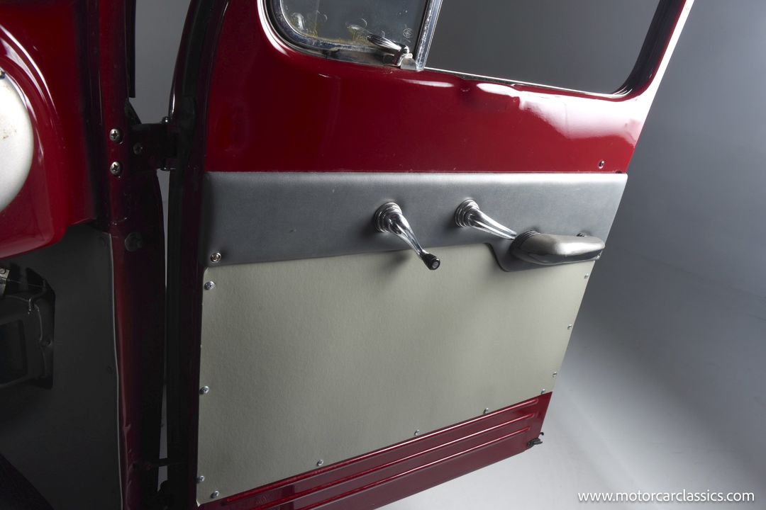 1951 Ford F-1