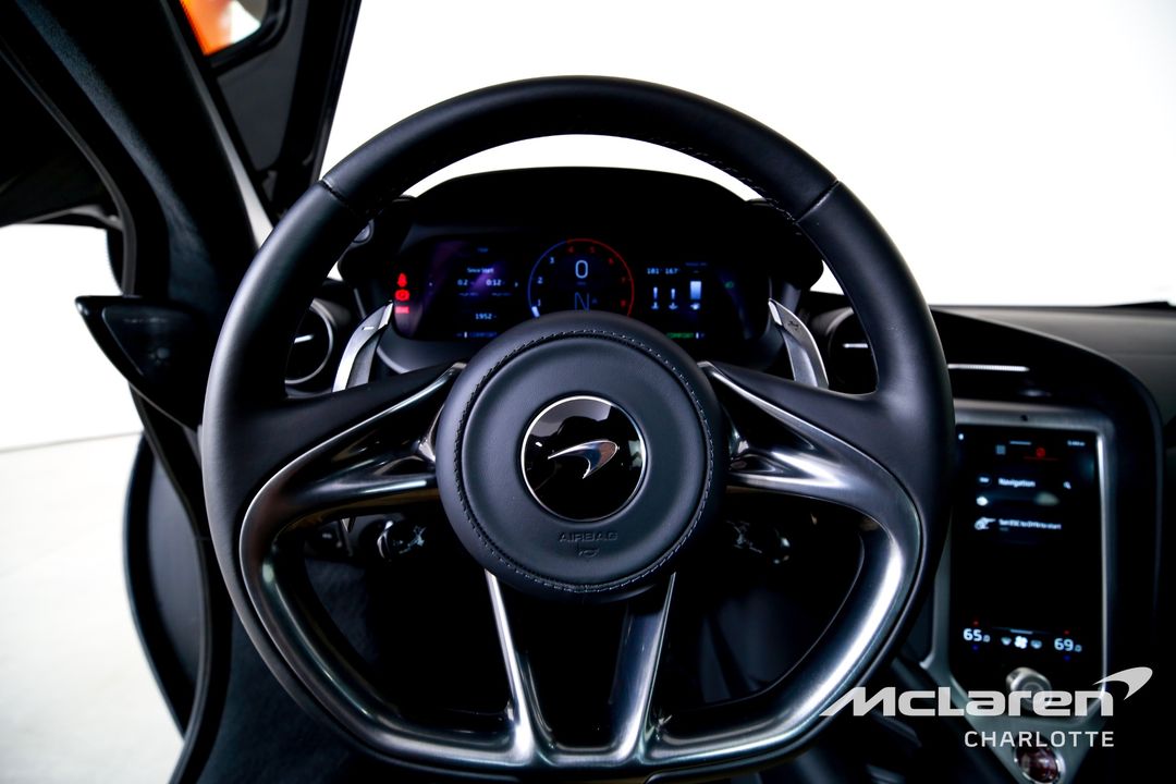 2024 McLaren 750S