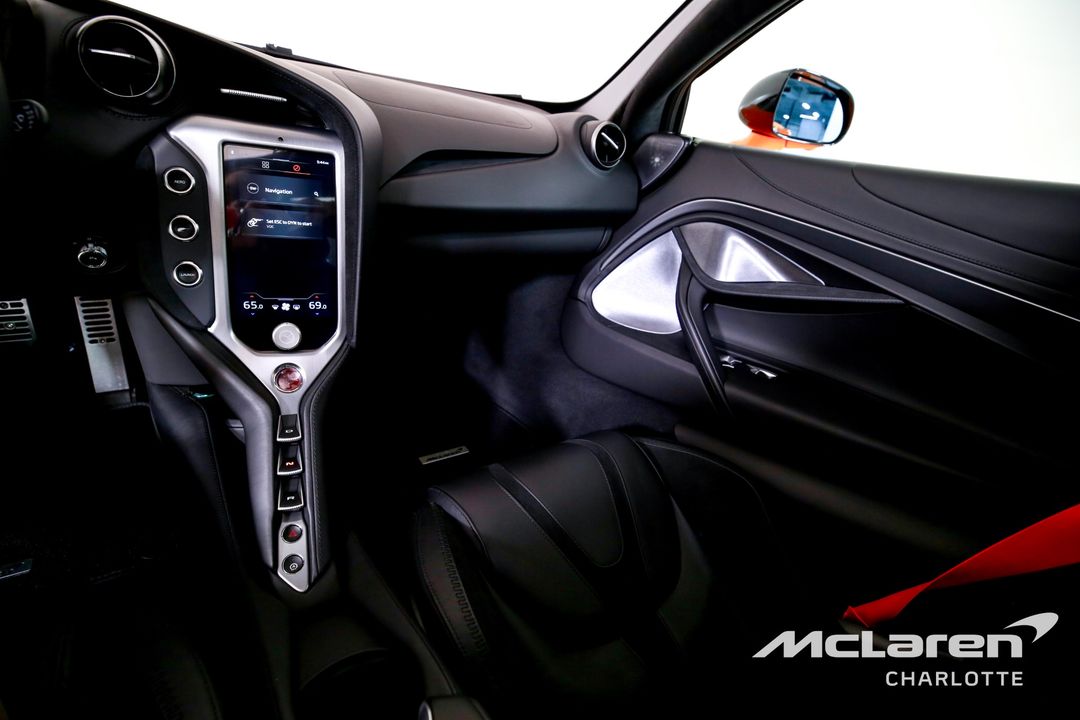 2024 McLaren 750S