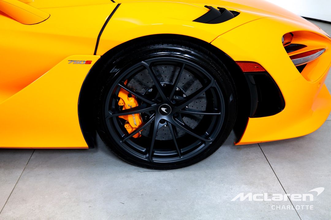 2024 McLaren 750S