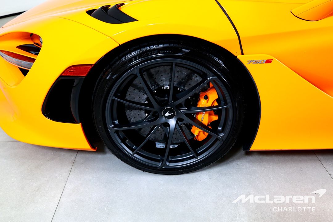 2024 McLaren 750S