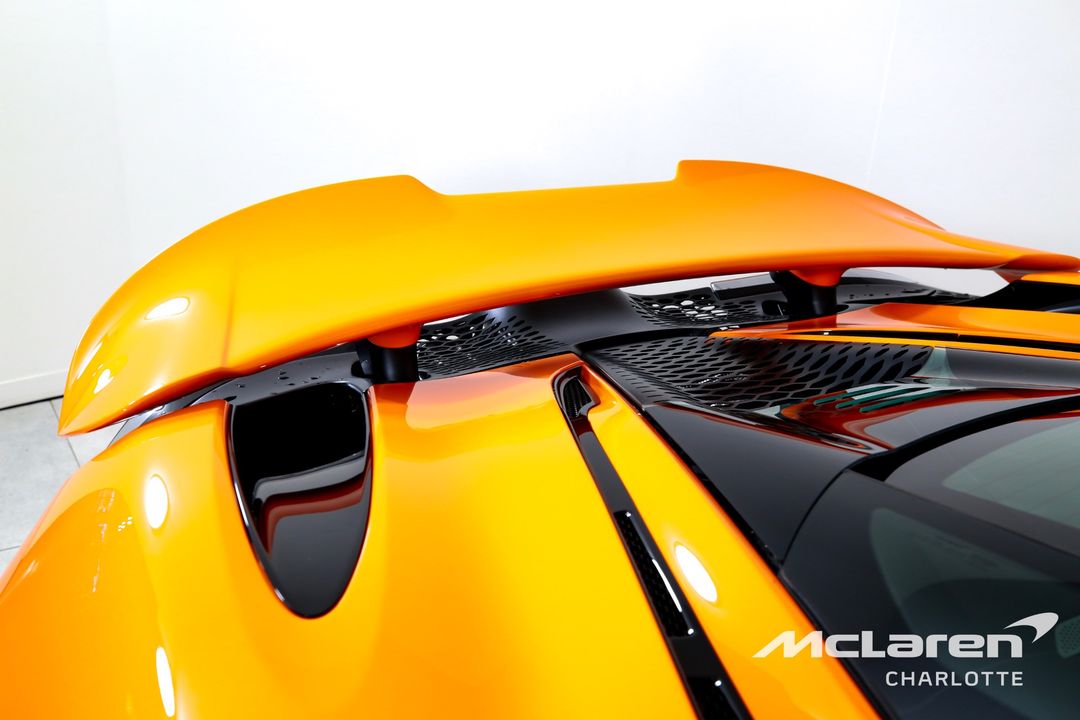 2024 McLaren 750S