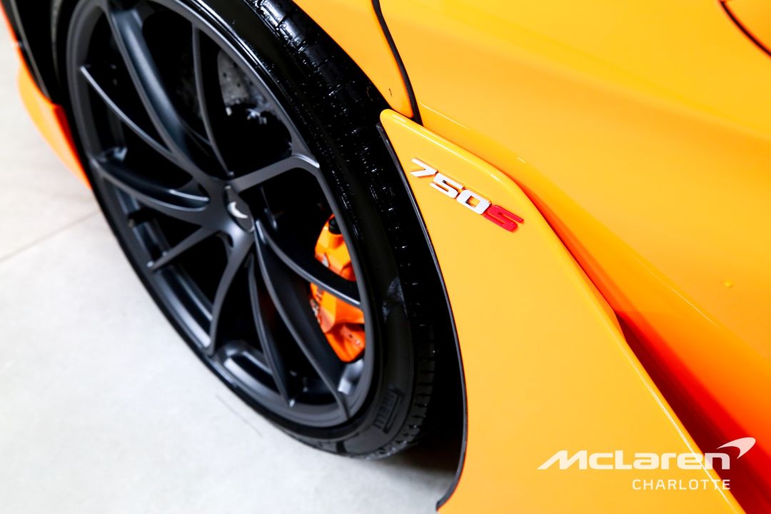 2024 McLaren 750S