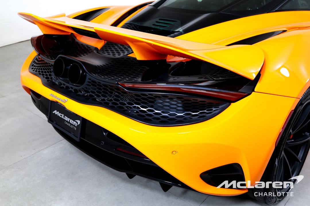 2024 McLaren 750S