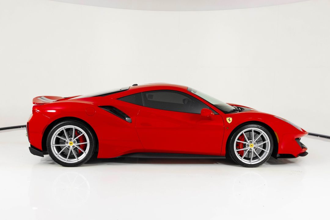 2019 Ferrari 488 Pista