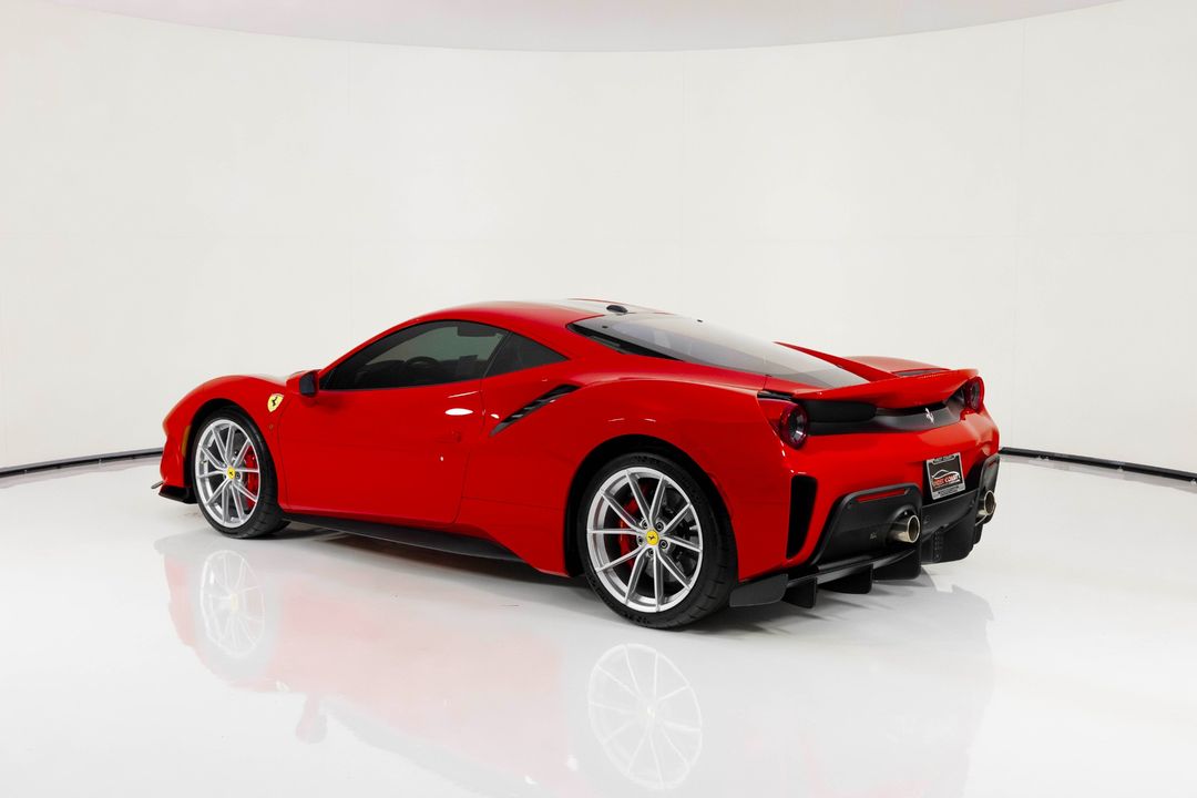 2019 Ferrari 488 Pista