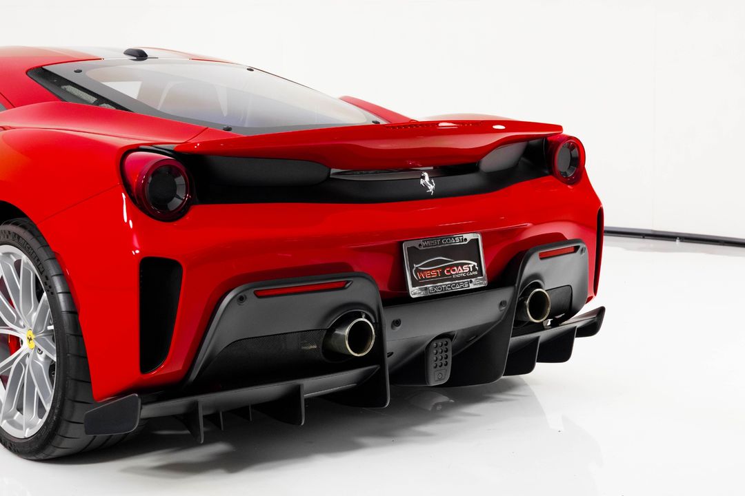 2019 Ferrari 488 Pista