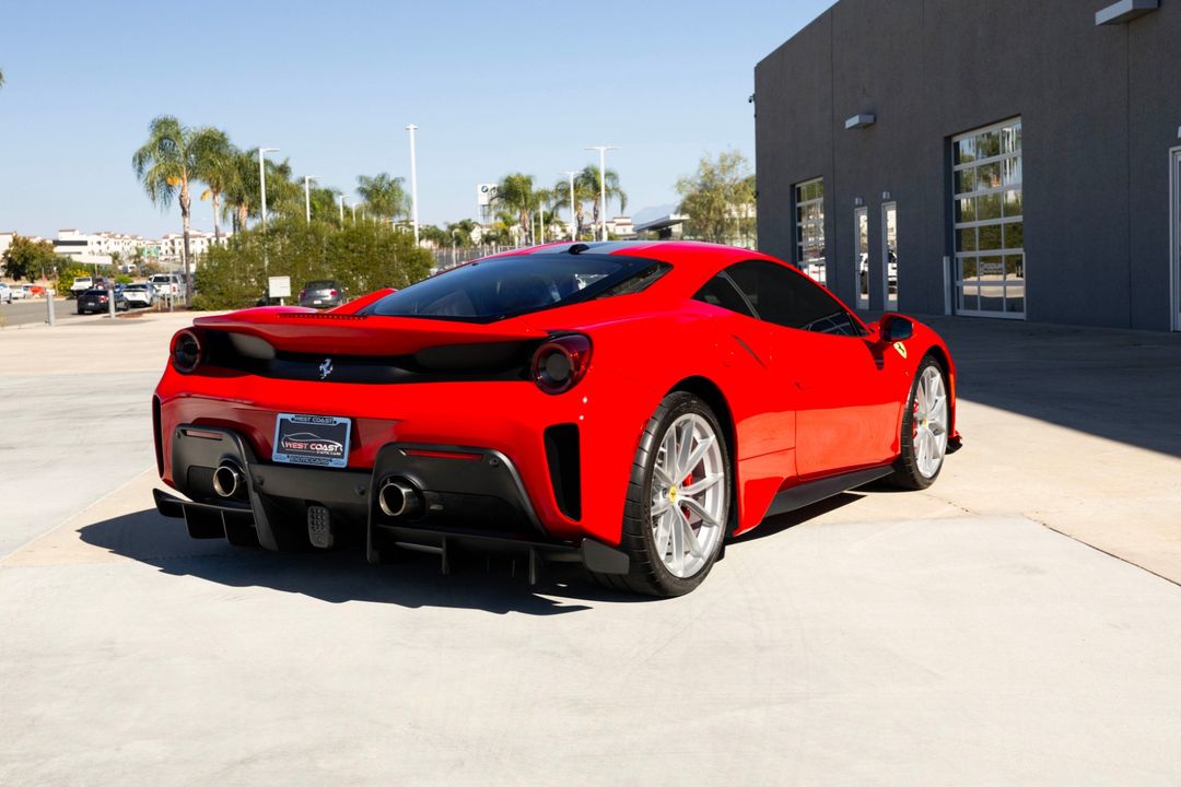 2019 Ferrari 488 Pista