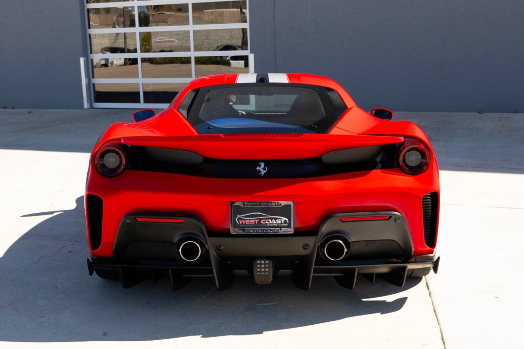 2019 Ferrari 488 Pista