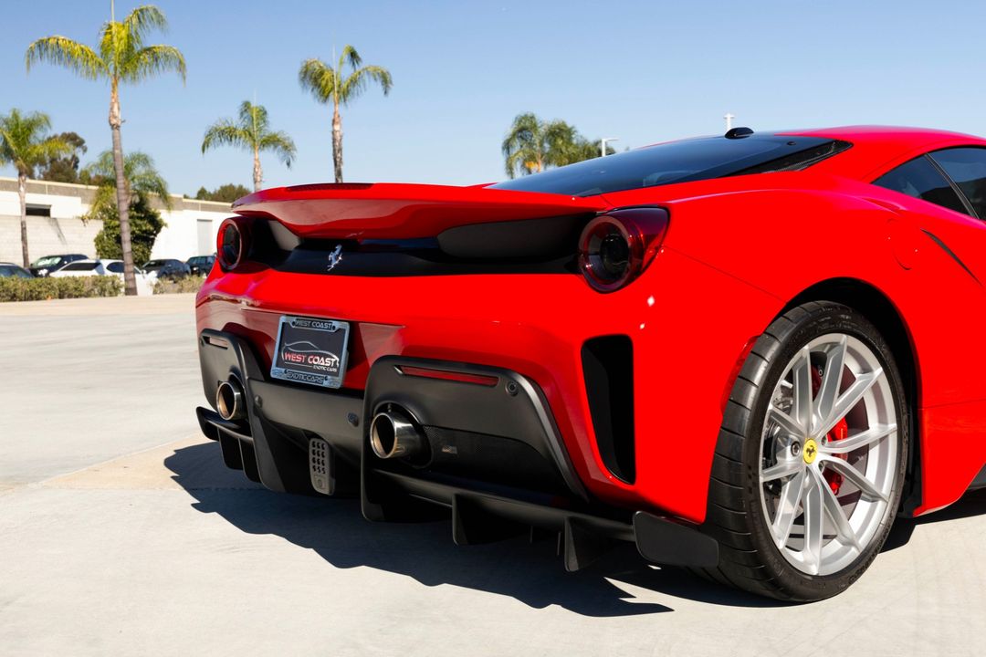 2019 Ferrari 488 Pista