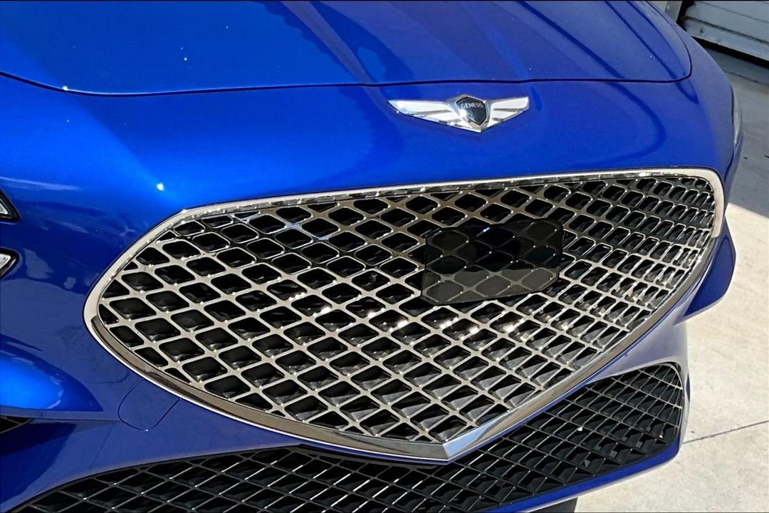 2023 Genesis G70