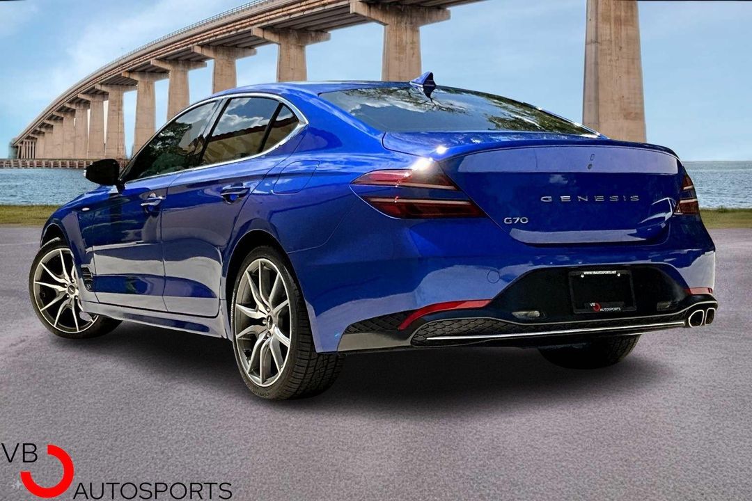2023 Genesis G70
