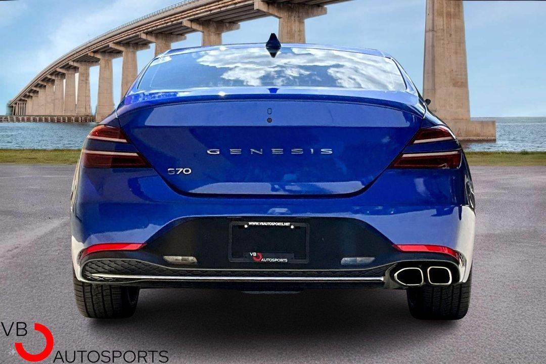 2023 Genesis G70