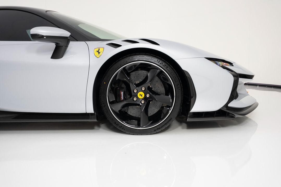 2024 Ferrari SF90