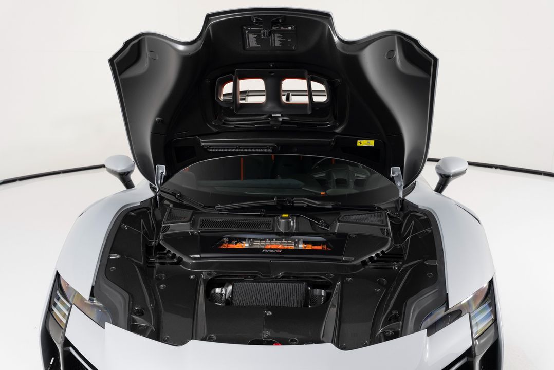 2024 Ferrari SF90