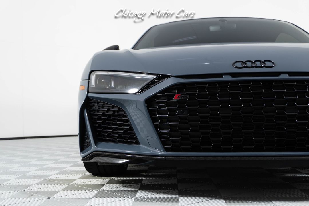 2023 Audi R8 V10 Performance