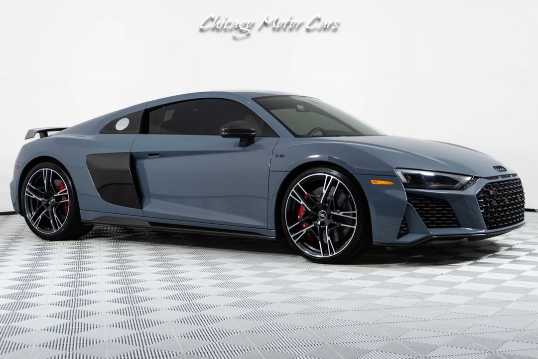 2023 Audi R8 V10 Performance